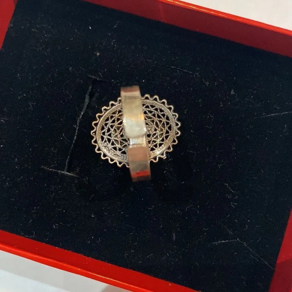 Ring - Picture 6 of 8
